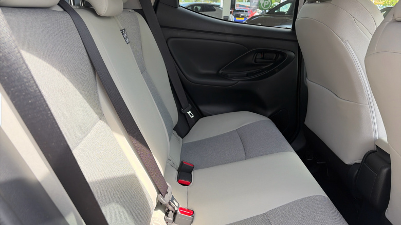 Toyota Yaris 1.5 Hybrid Excel 5dr CVT Hybrid Hatchback